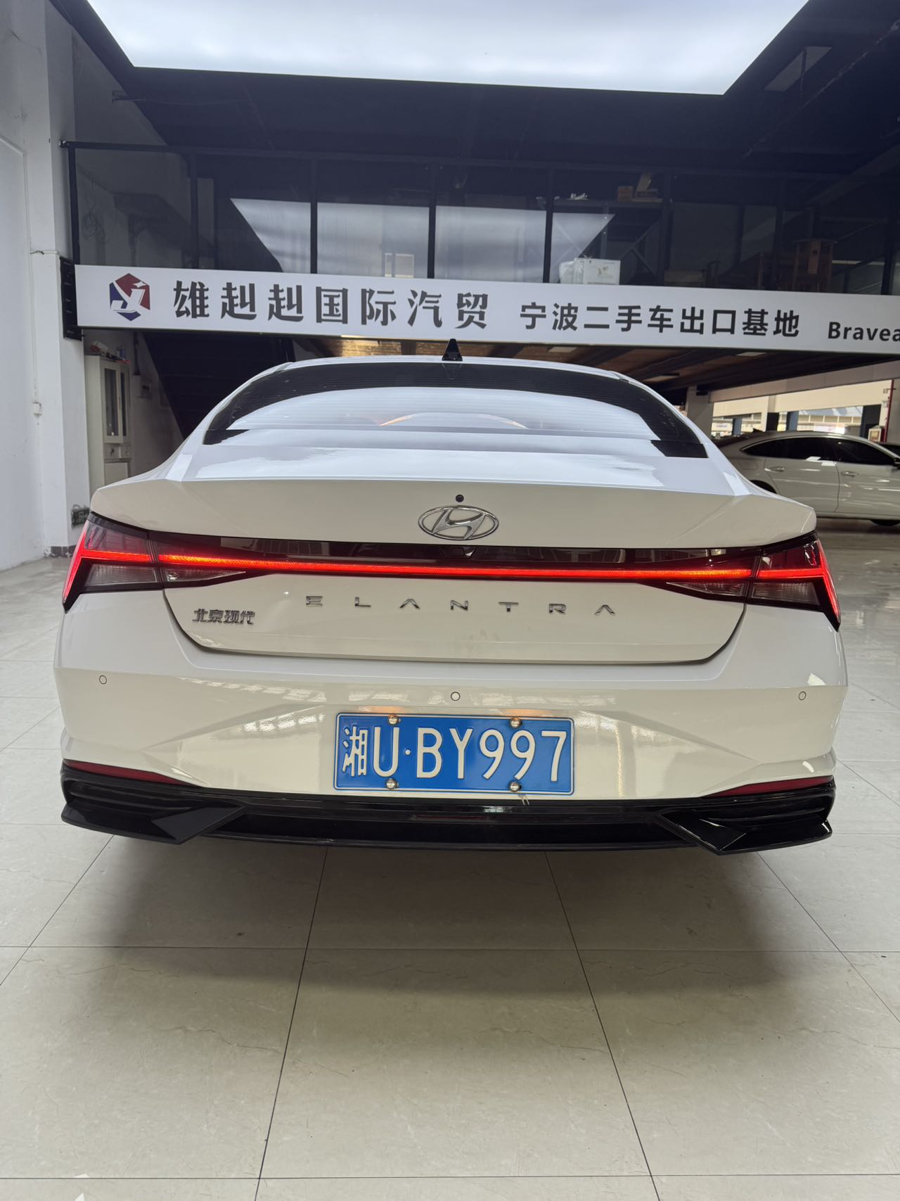 2022 Elantra Premium