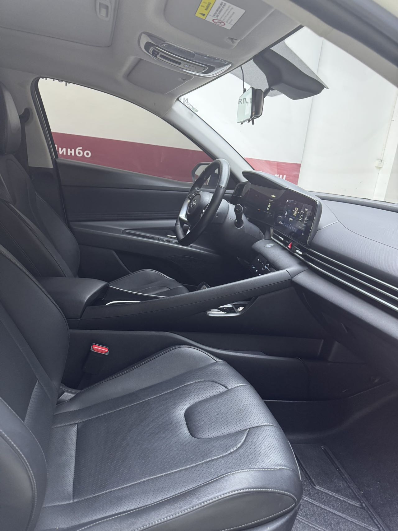 2022 Elantra Premium