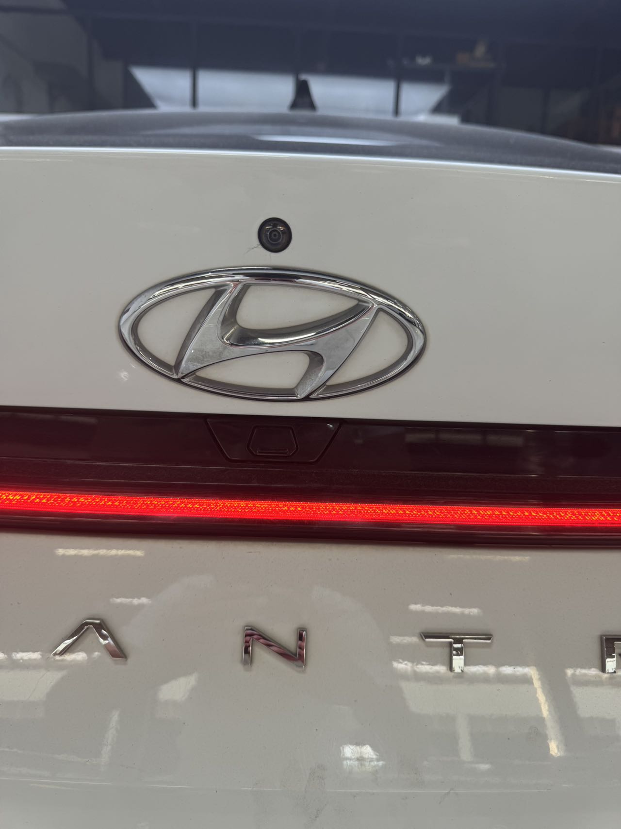 2022 Elantra Premium