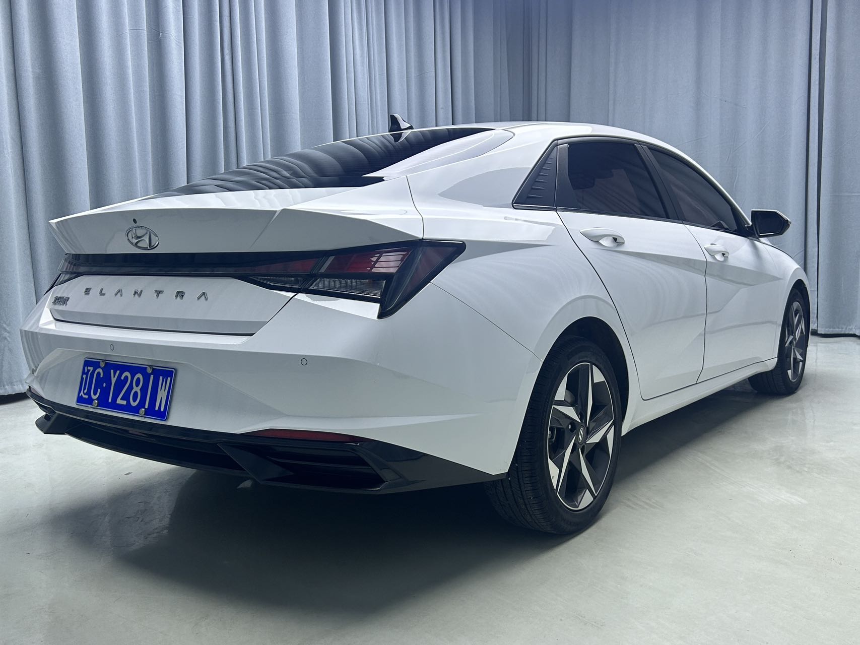 2022款伊兰特精英版