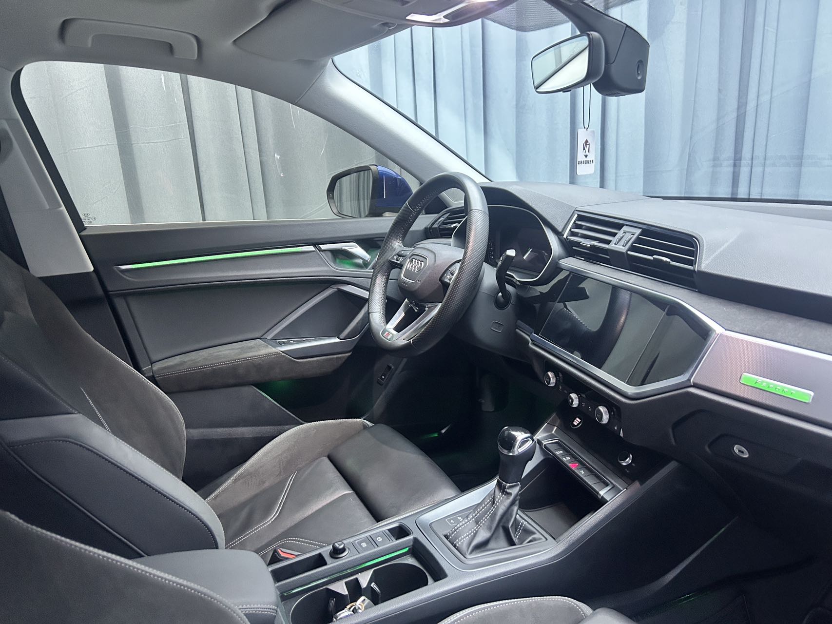 2020款奥迪Q3Sport back进取型