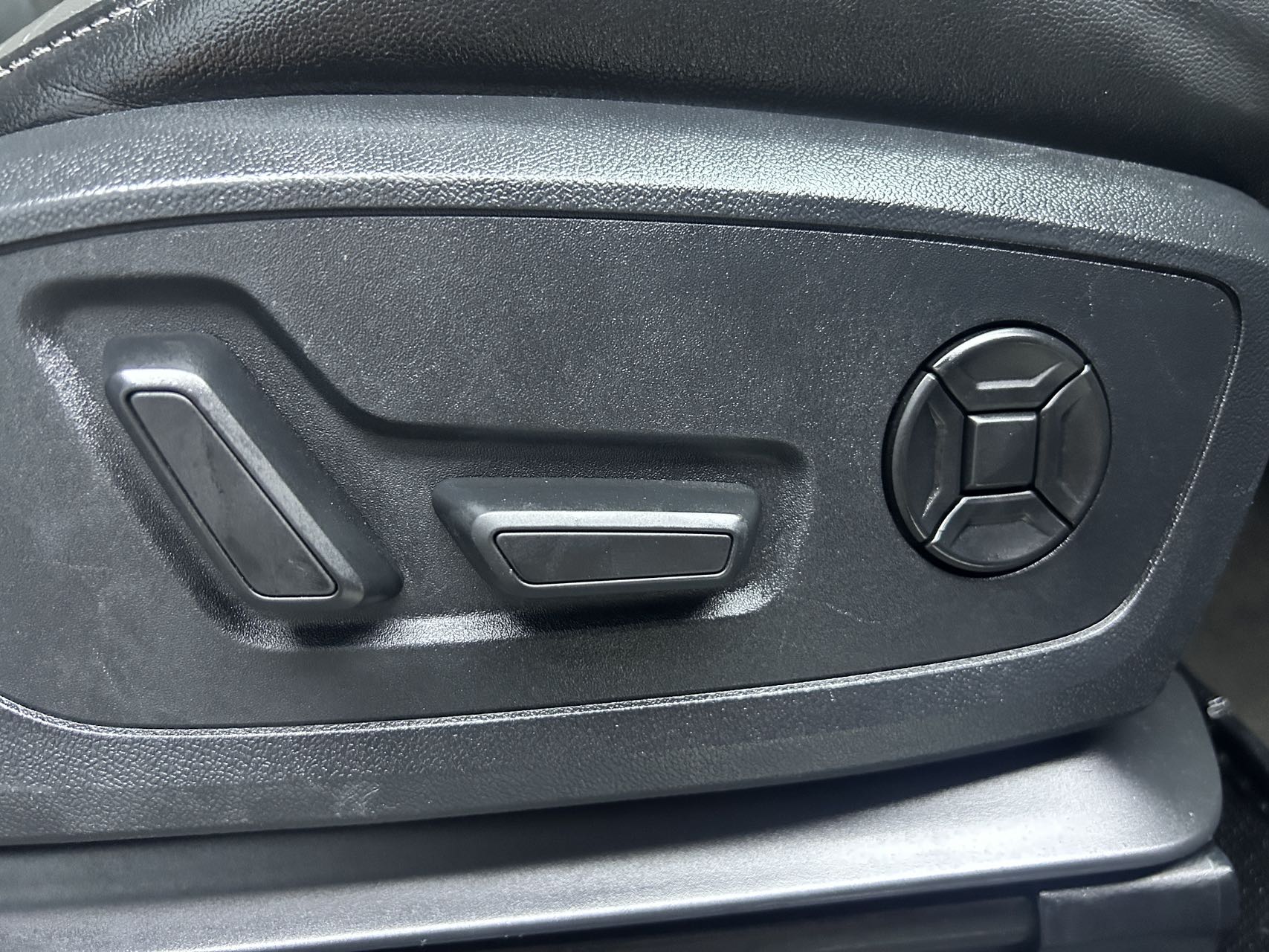 2020款奥迪Q3Sport back进取型