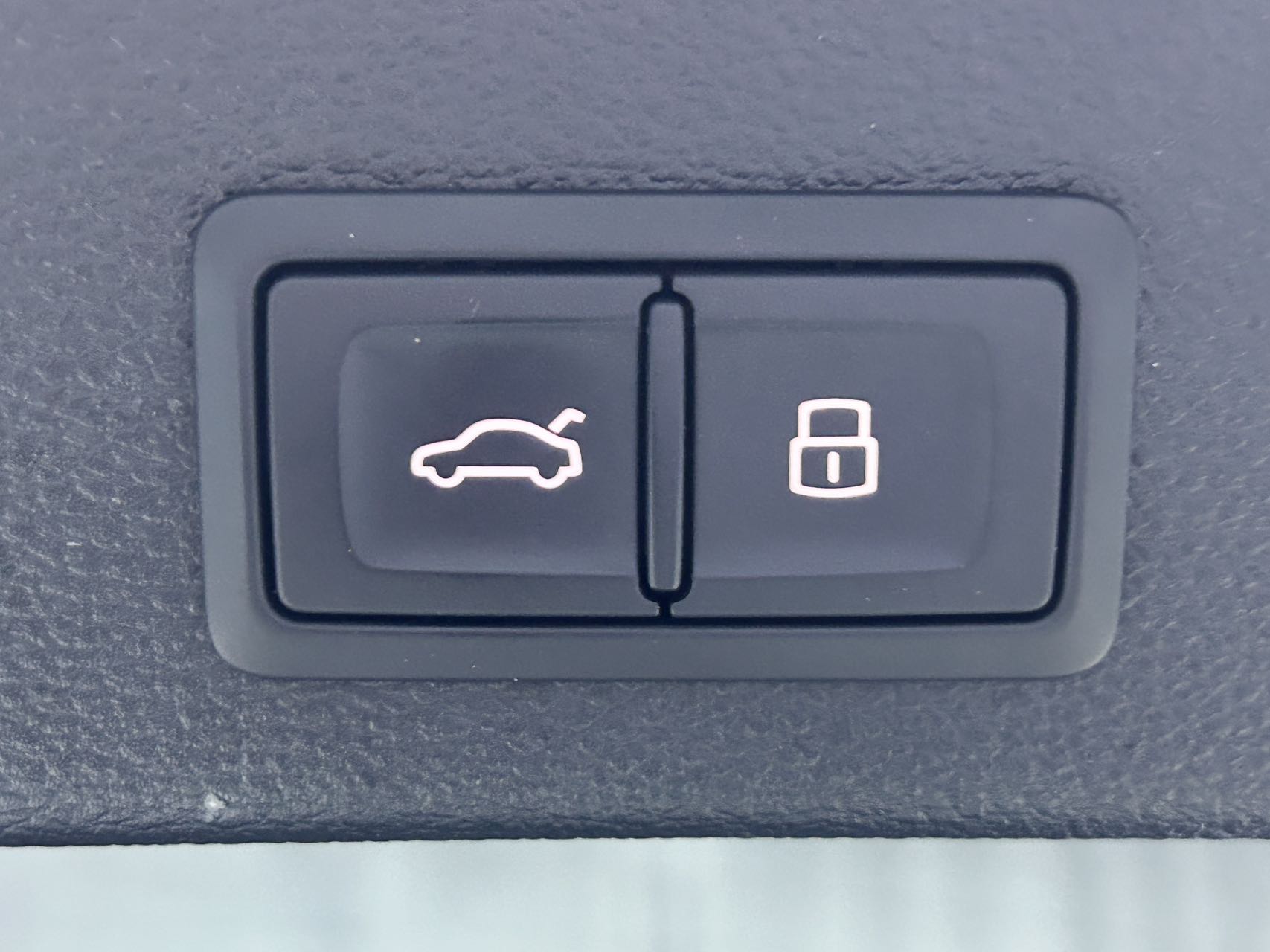 2020款奥迪Q3Sport back进取型