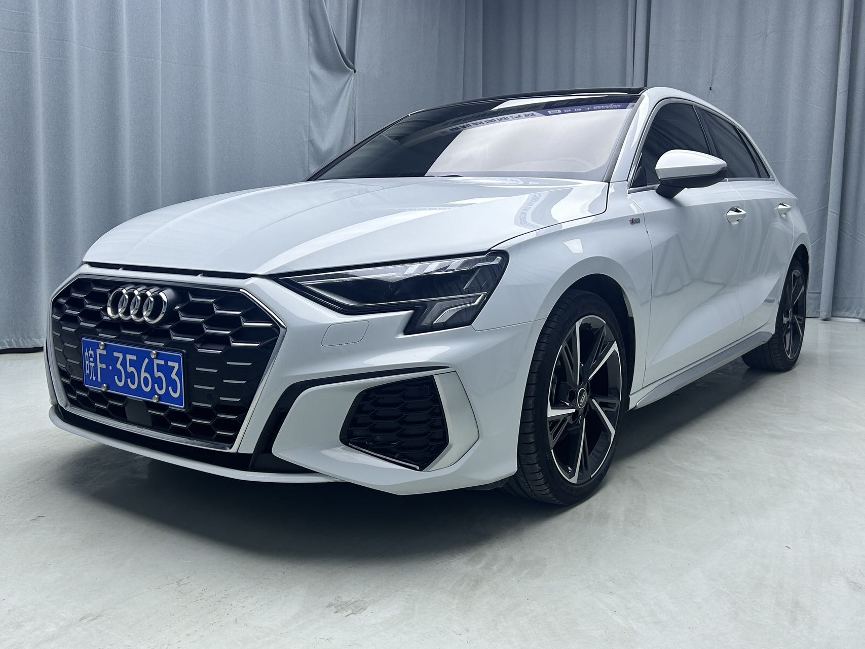 2023款奥迪A3 Sportback时尚运动版