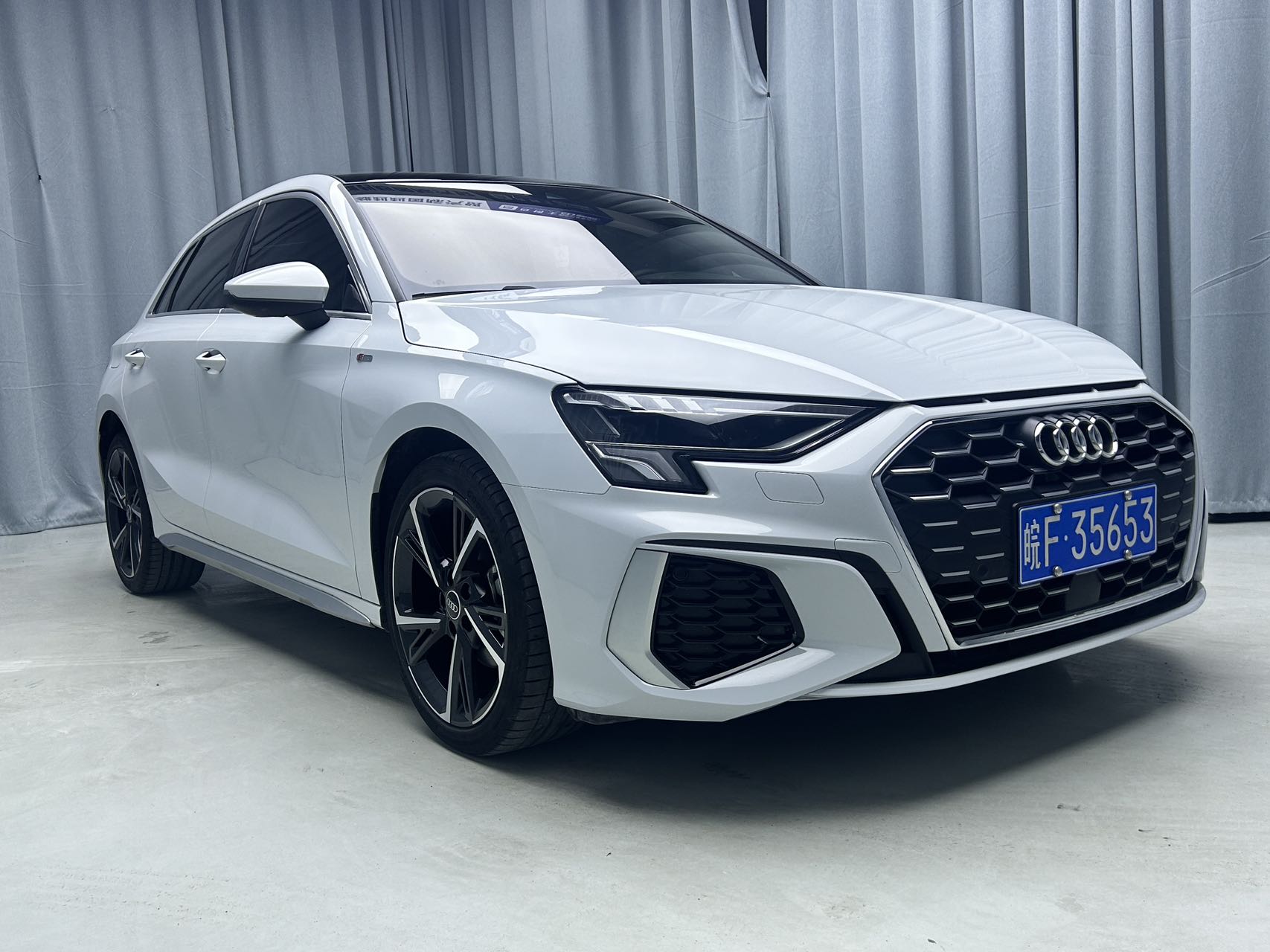 2023款奥迪A3 Sportback时尚运动版