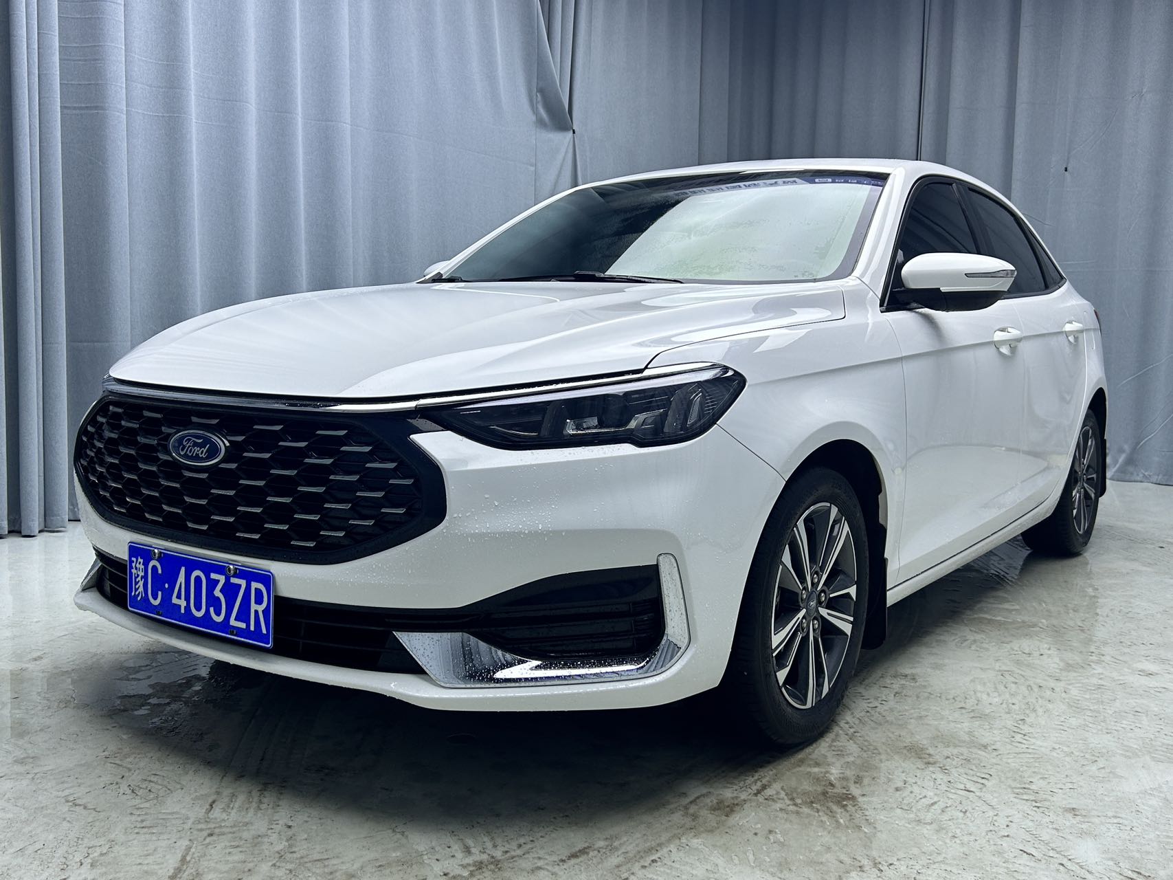 福特 2021款 福睿斯 1.5 钻石版