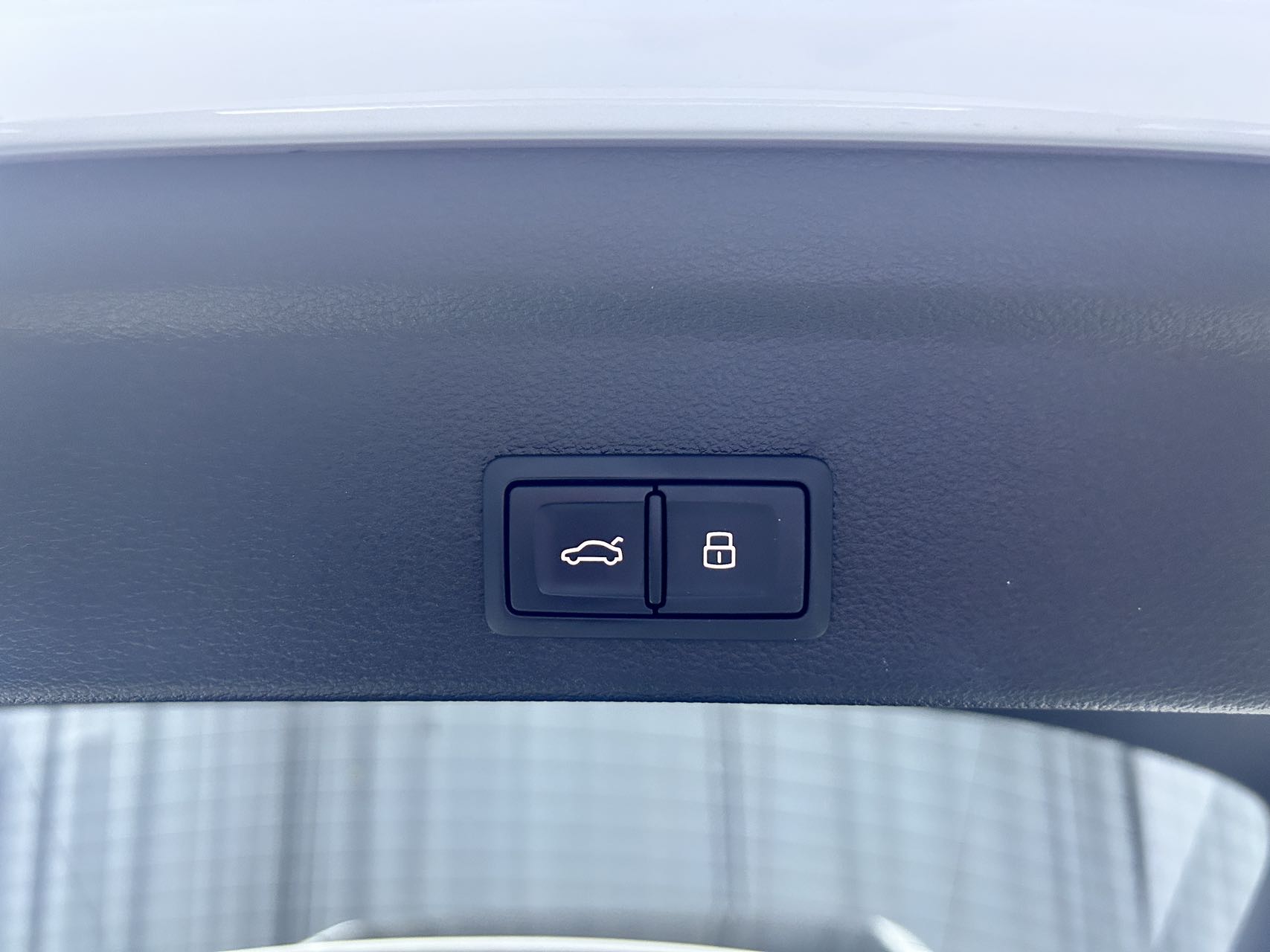 2022款奥迪Q3 Sportback 进取型