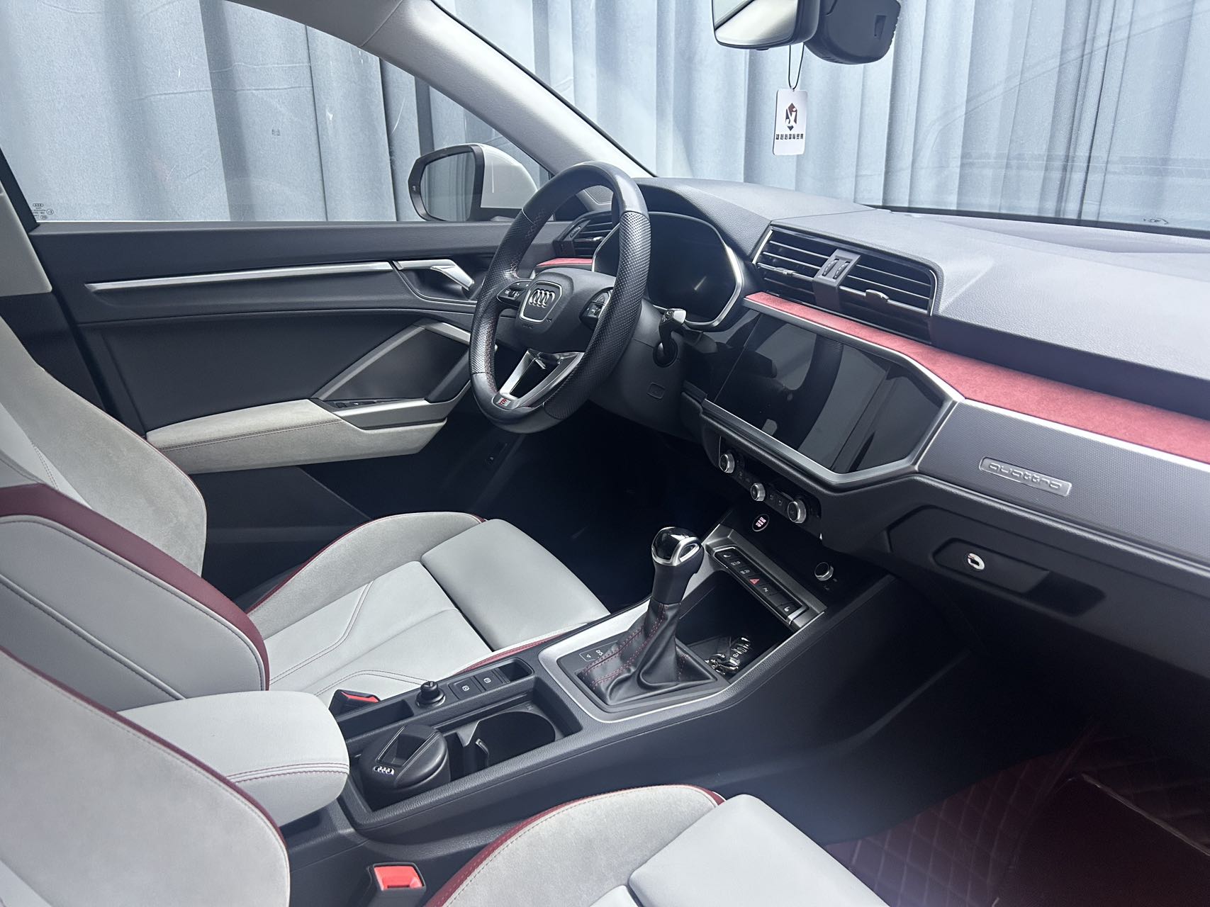2022款奥迪Q3 Sportback 进取型