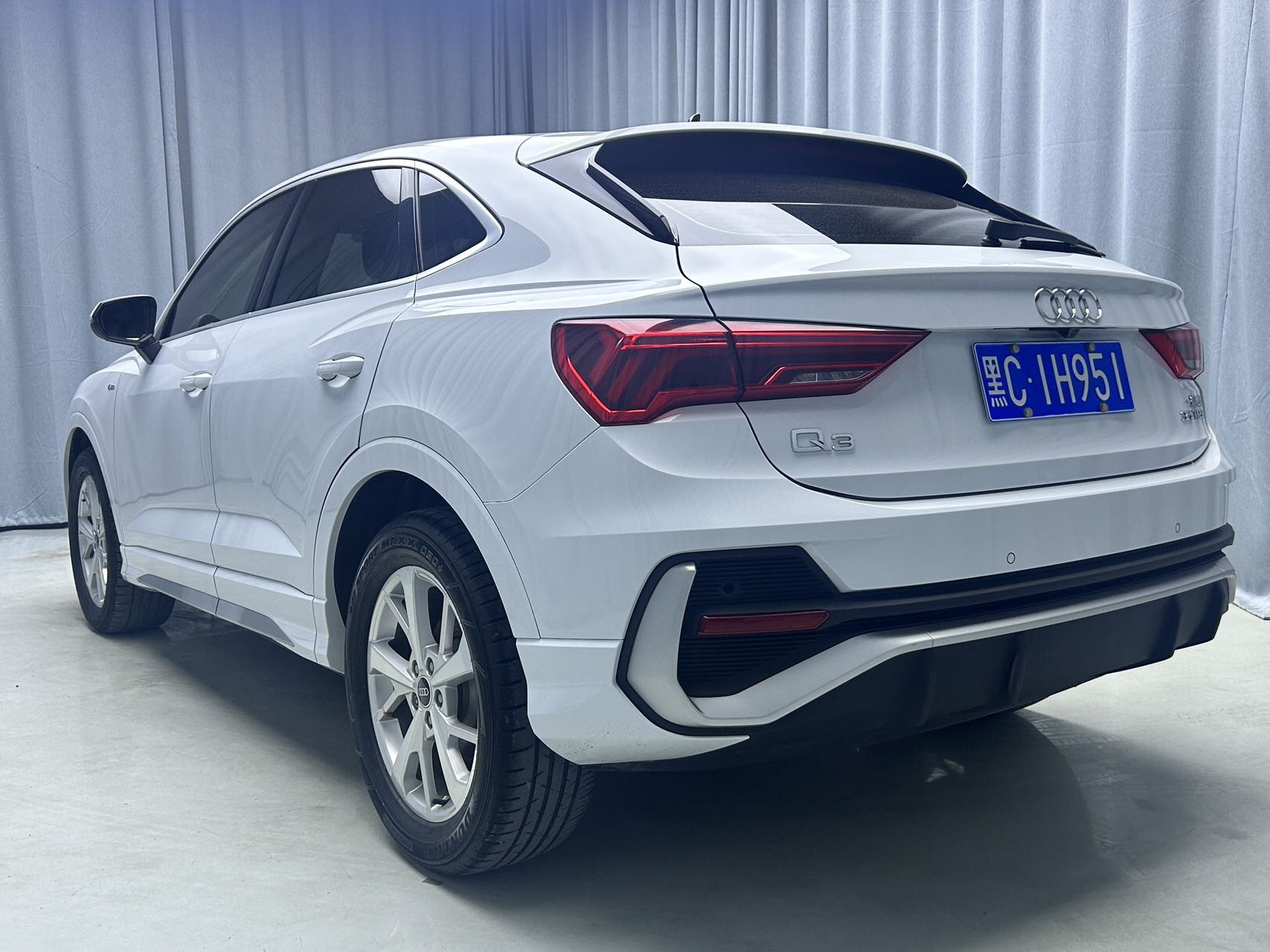 2022款奥迪Q3 Sportback 进取型