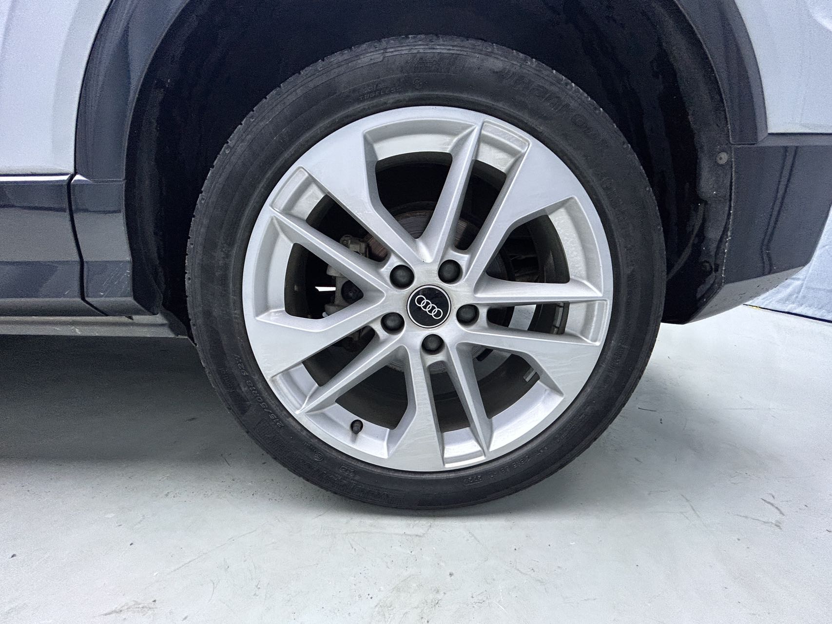 2022款 奥迪Q2L 35 TFSI 豪华致雅