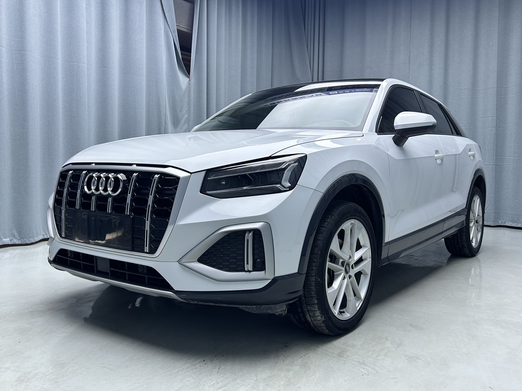 2022款 奥迪Q2L 35 TFSI 豪华致雅