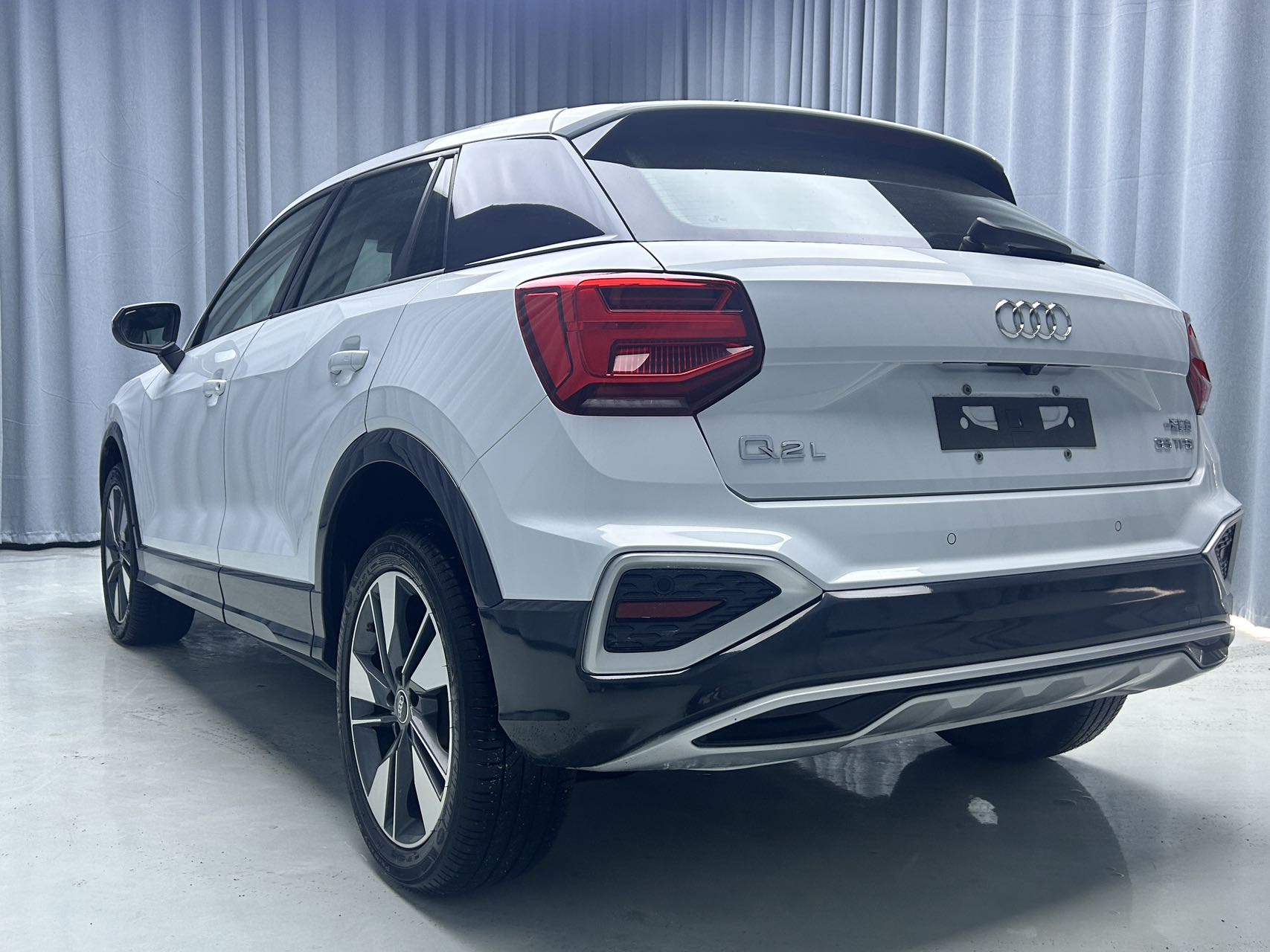 奥迪2022款 Q2L 1.4TFSI 35TFSI 时尚致雅型