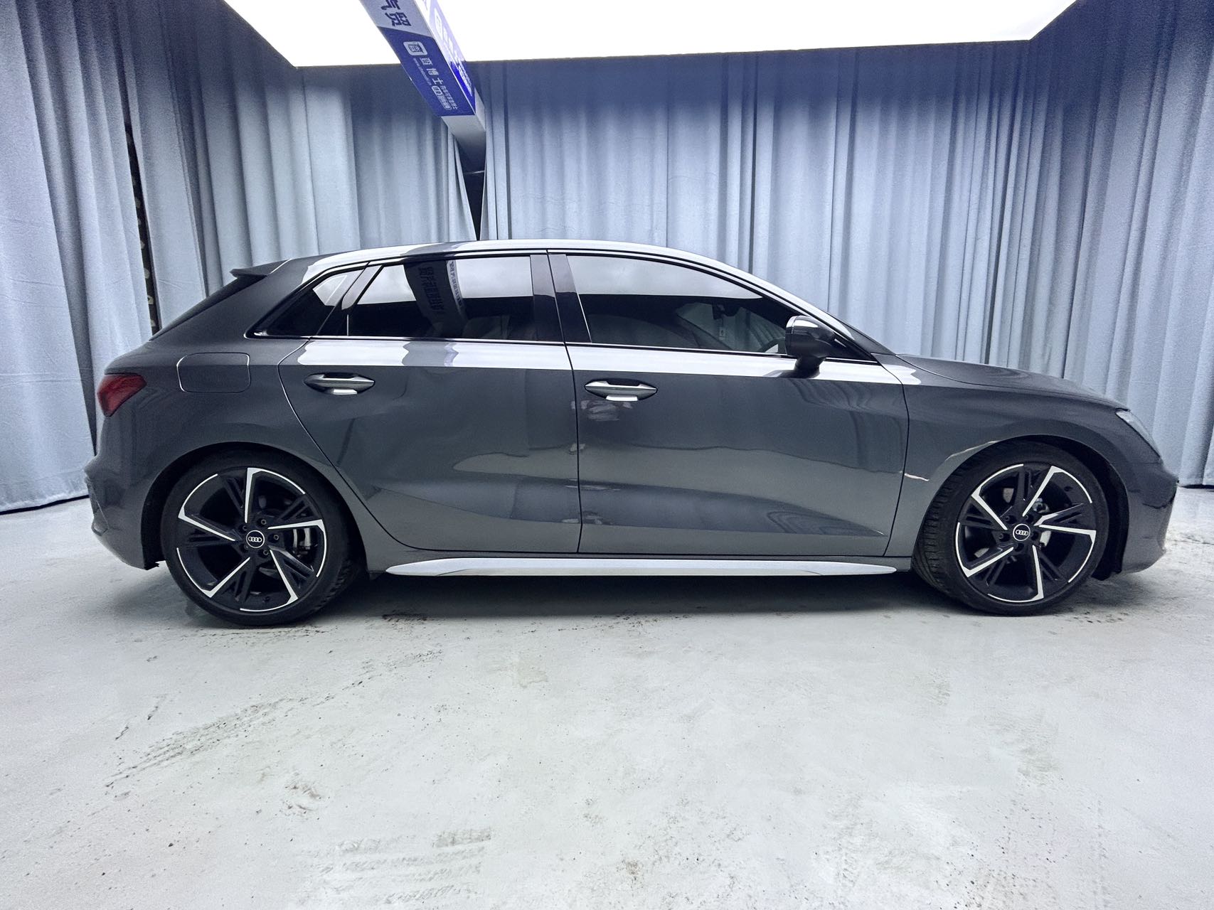 2023款奥迪A3 Sportback时尚运动版