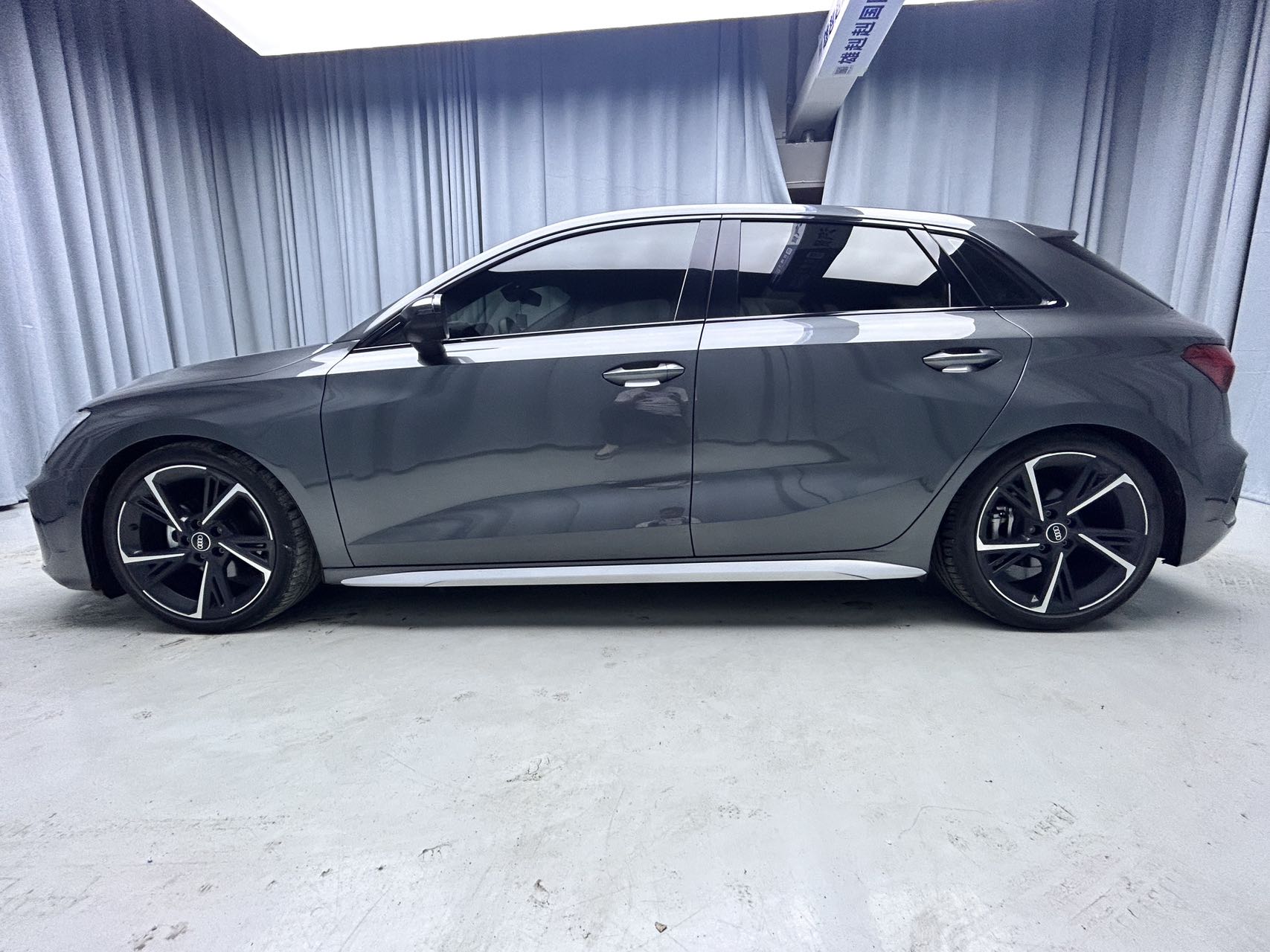 2023款奥迪A3 Sportback时尚运动版