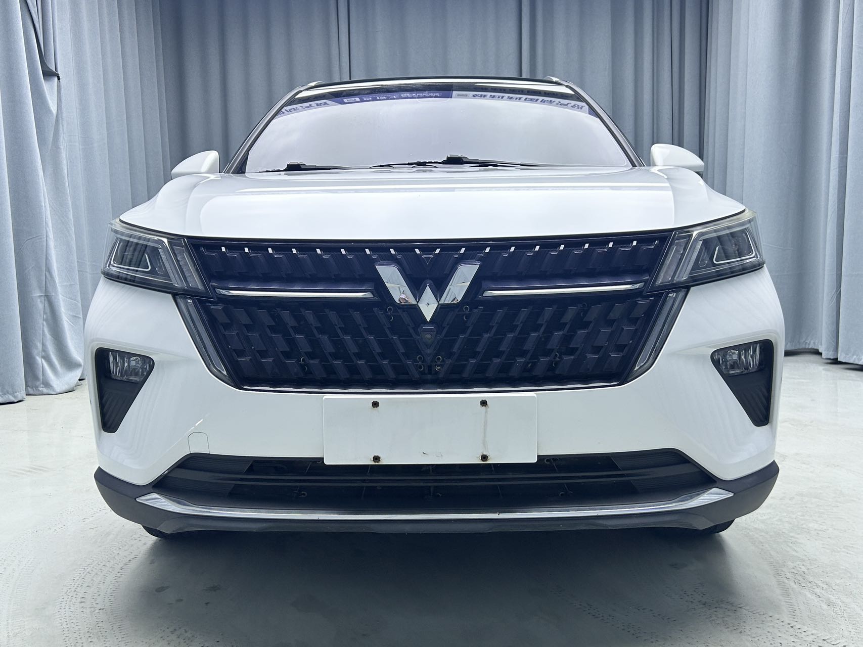 五菱星辰 2021款 1.5T 自动星曜版
