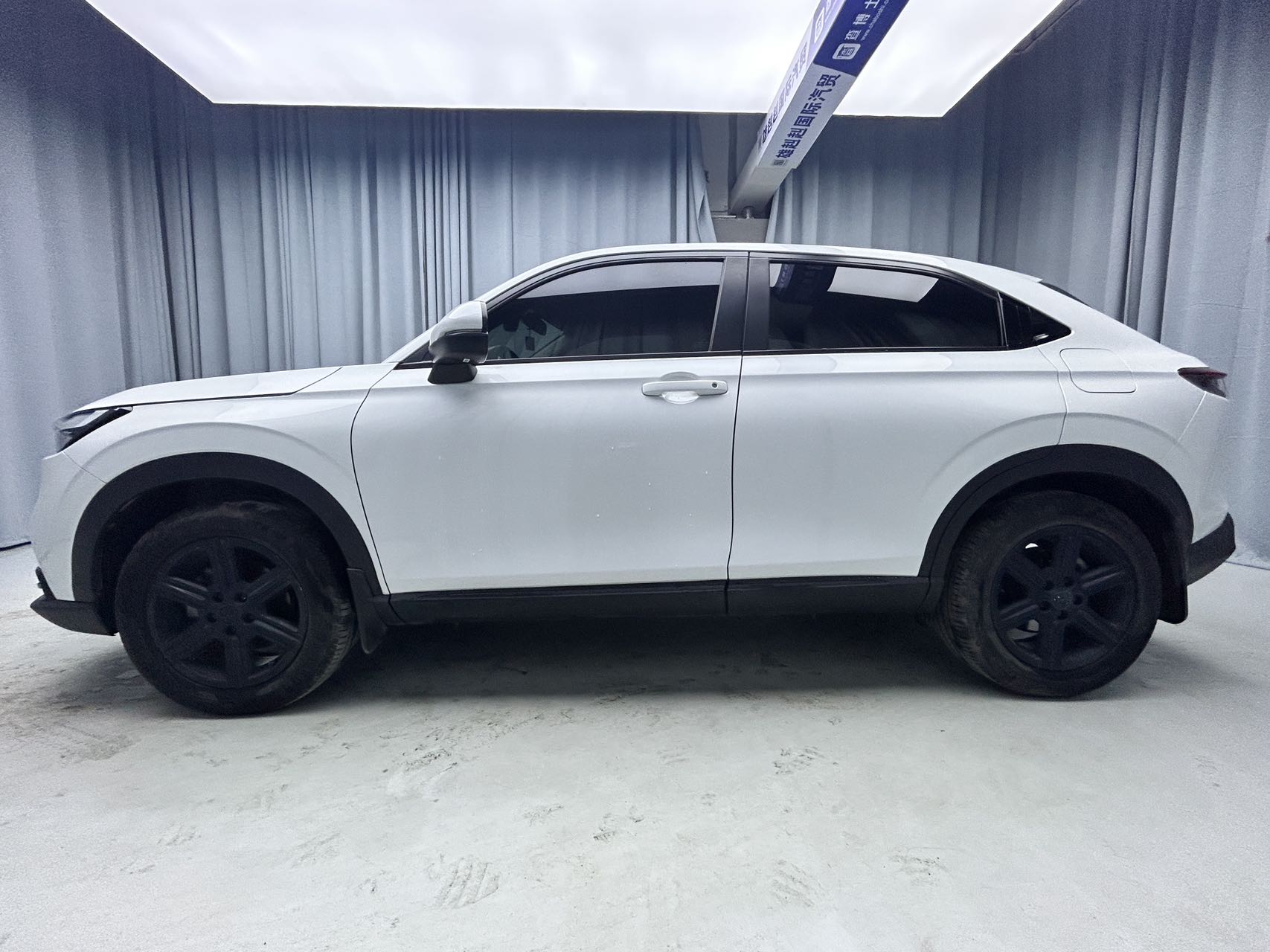2023款1.5L 缤智 CVT精英版