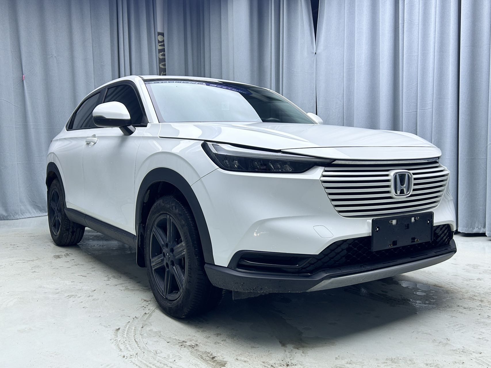 2023款1.5L 缤智 CVT精英版